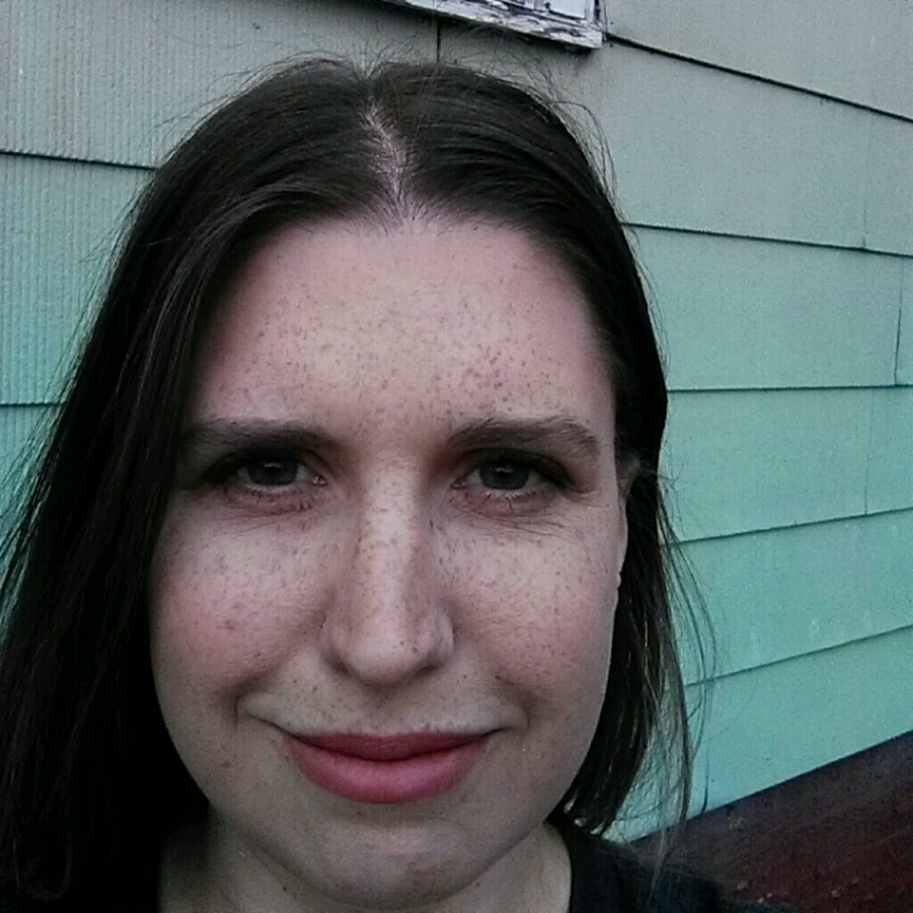 Meet your Posher, Angela